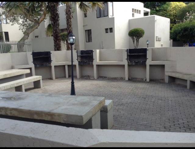 2 BEDROOM TOWNHOUSE FOR SALE IN SANDOWN